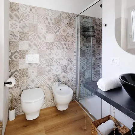 Residenza Il Cavaliere Del Borgo D'oro * 贝尔加莫