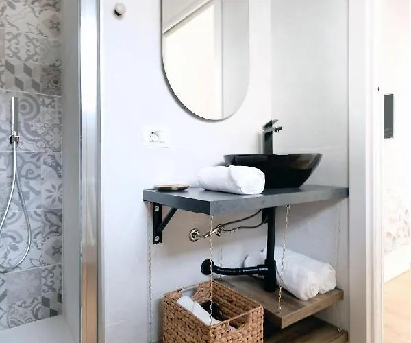 Appartement Residenza Il Cavaliere Del Borgo D'oro *